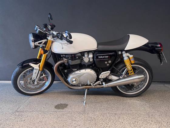 TRIUMPH THRUXTON R TRIUMPH THRUXTON R